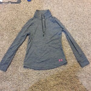 Gray Loose UnderArmour Hoodie